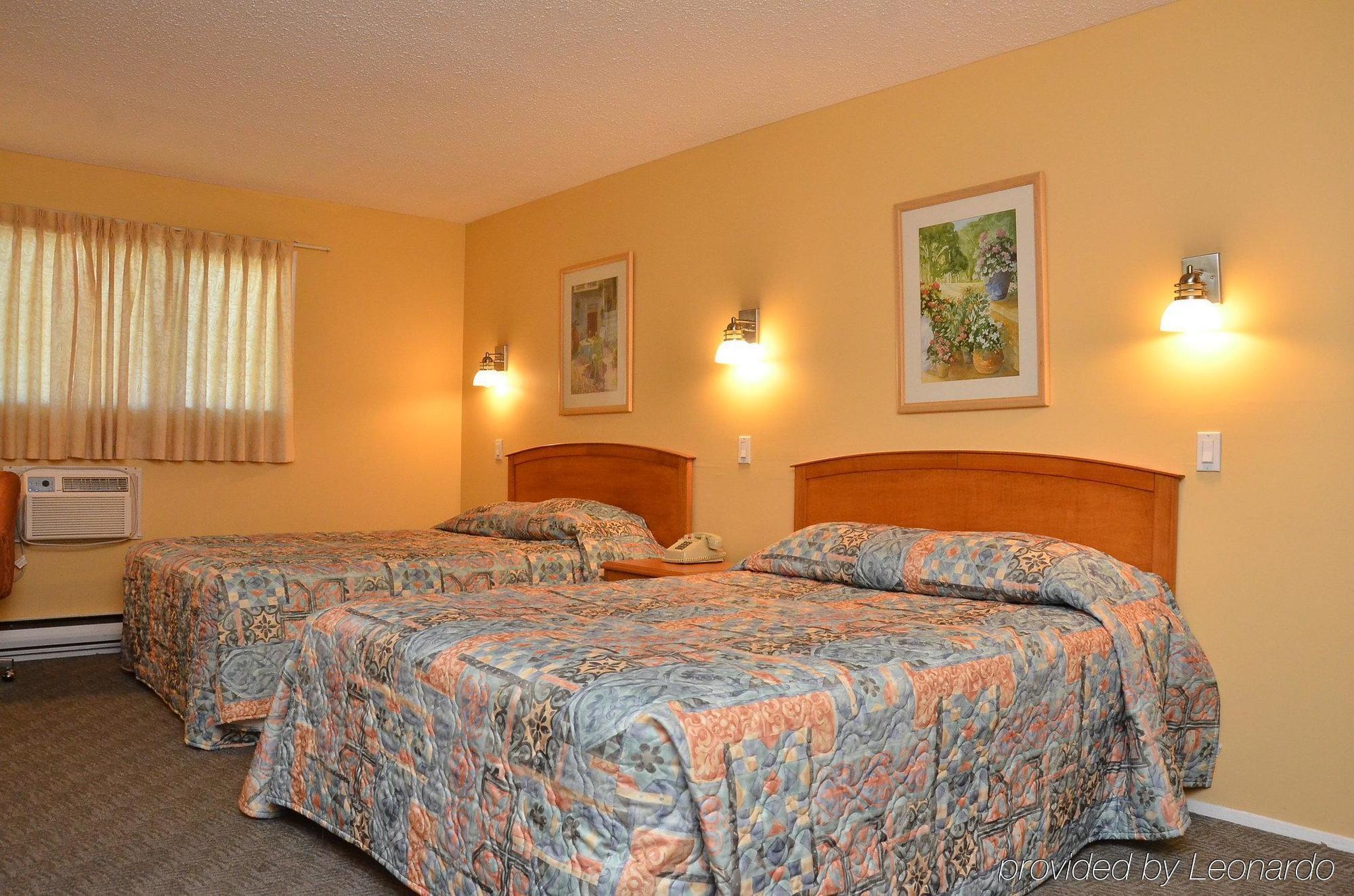 Canadas Best Value Inn Kelowna Rom bilde