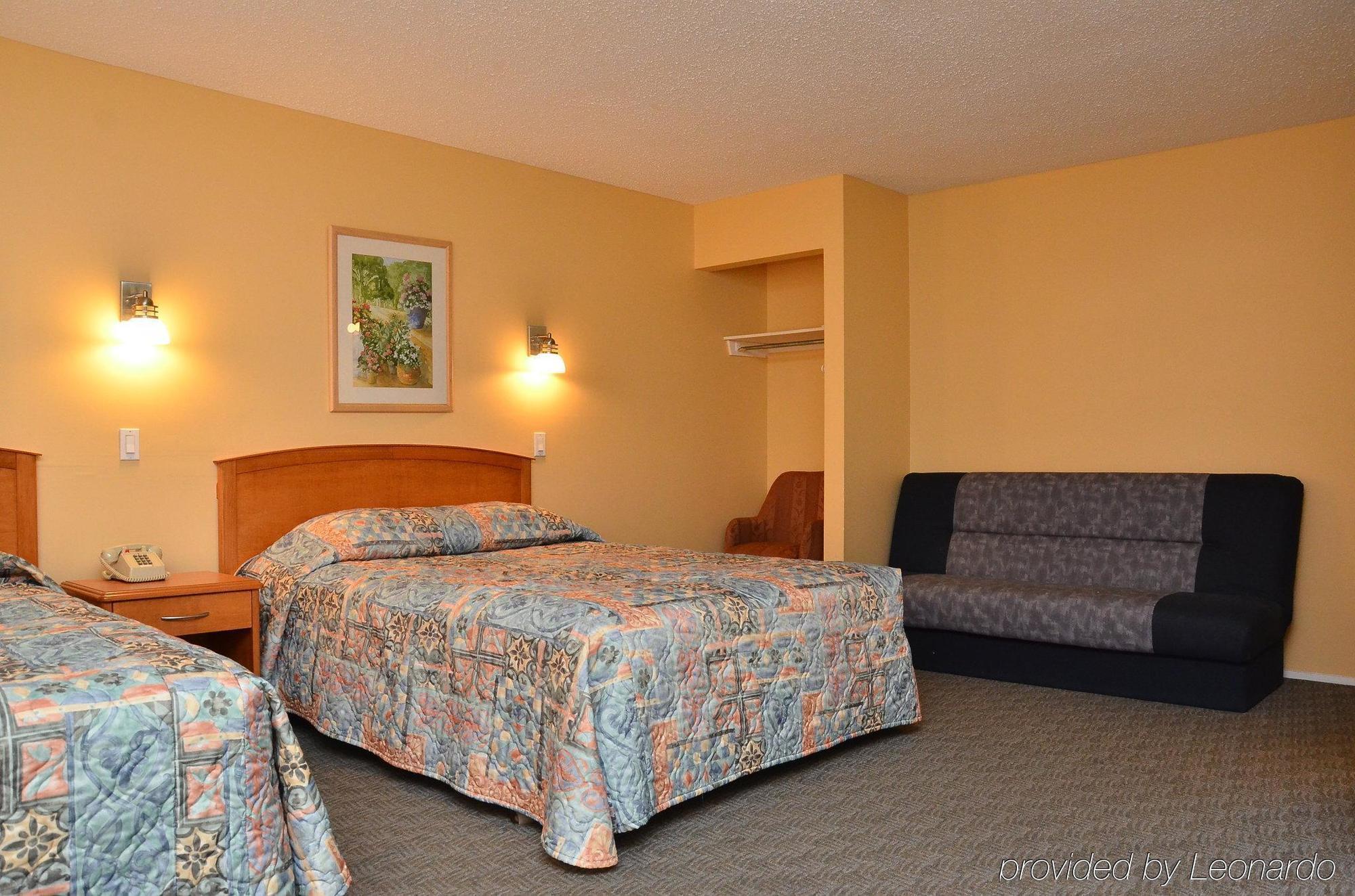 Canadas Best Value Inn Kelowna Rom bilde