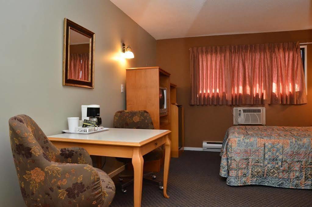 Canadas Best Value Inn Kelowna Eksteriør bilde