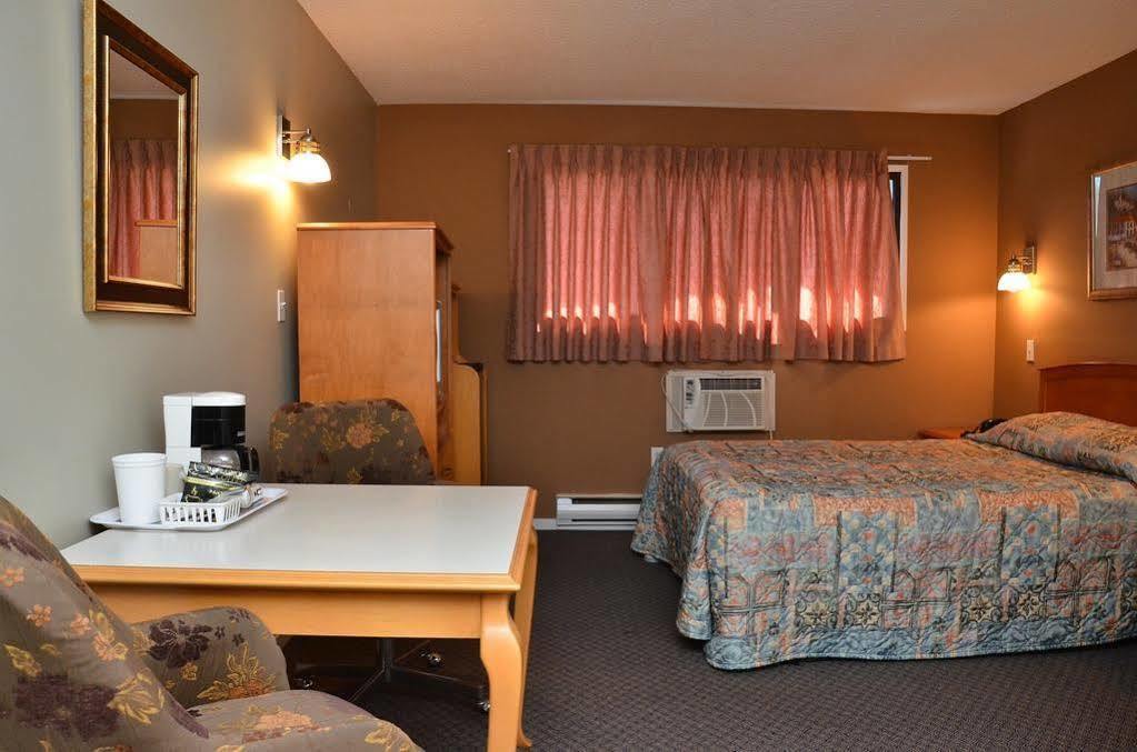 Canadas Best Value Inn Kelowna Eksteriør bilde