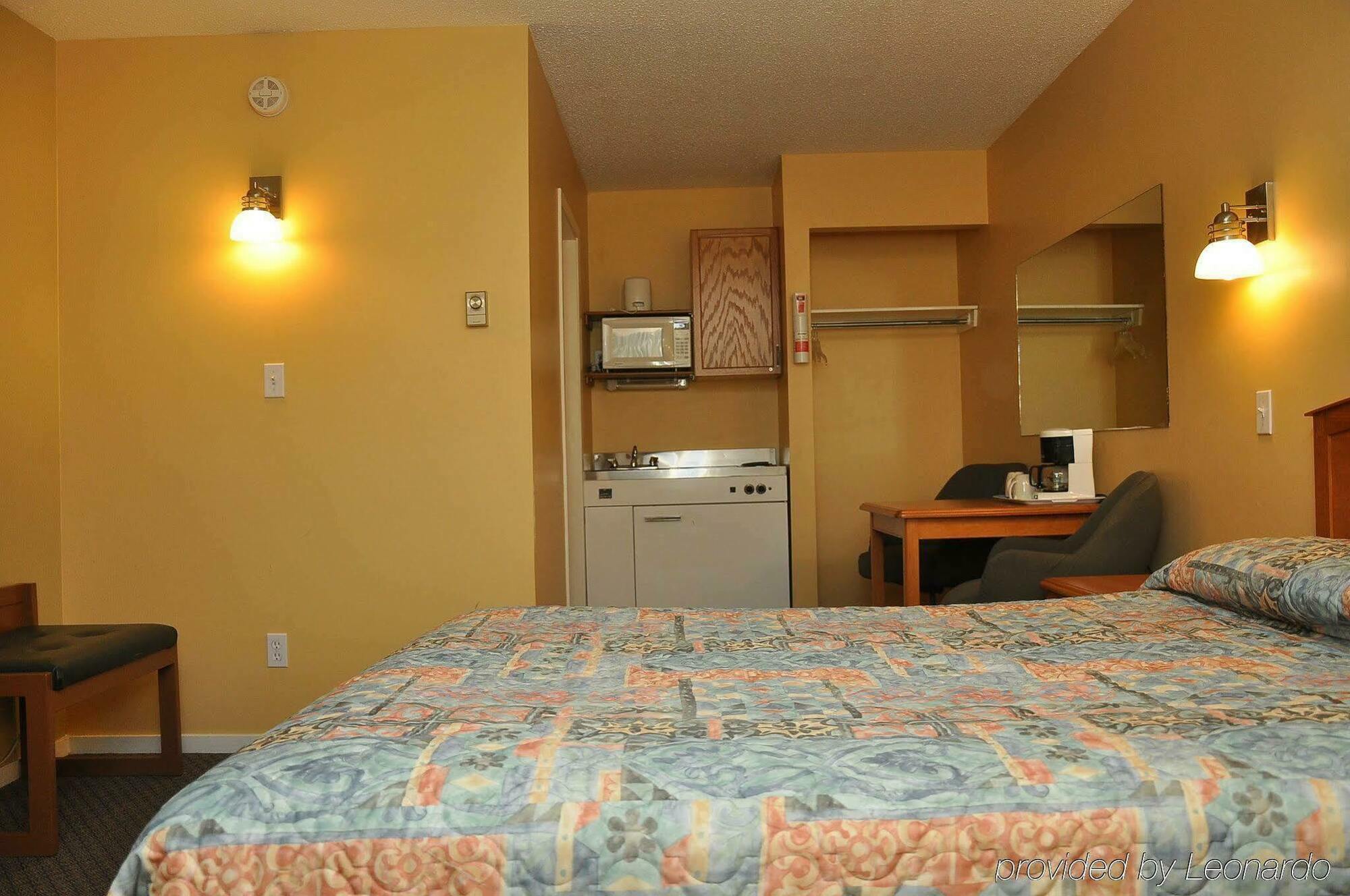 Canadas Best Value Inn Kelowna Eksteriør bilde